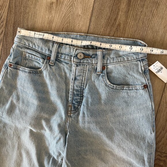 Old Navy High Rise Slouchy Straight Jeans - Picture 4 of 7